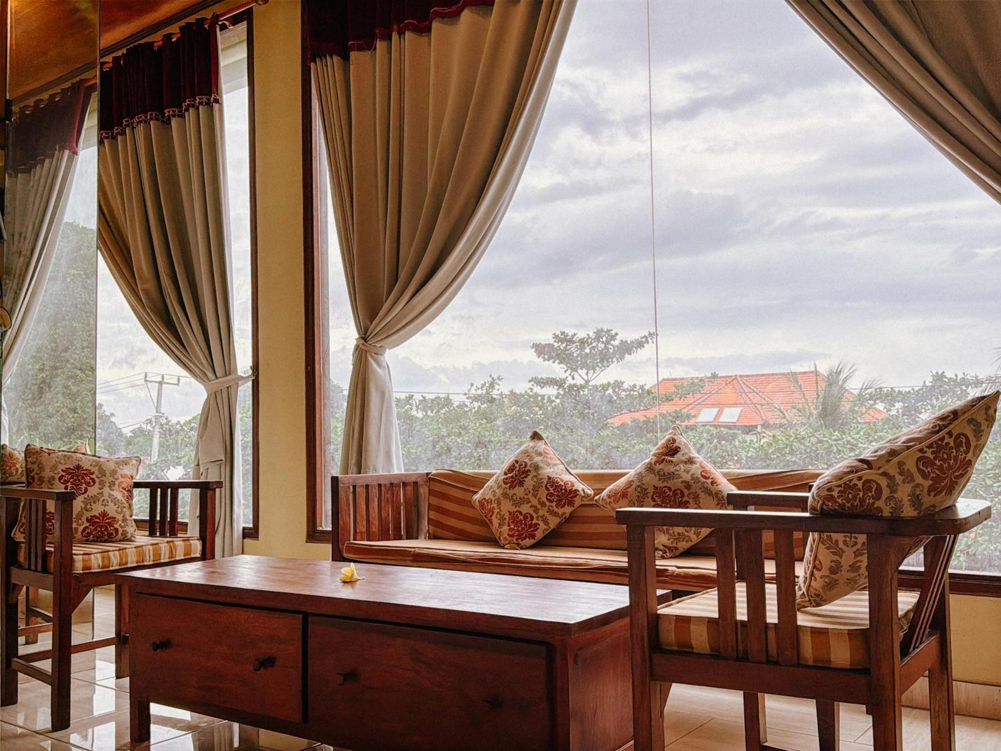 Amed Cafe & Hotel Kebun Wayan Buitenkant foto
