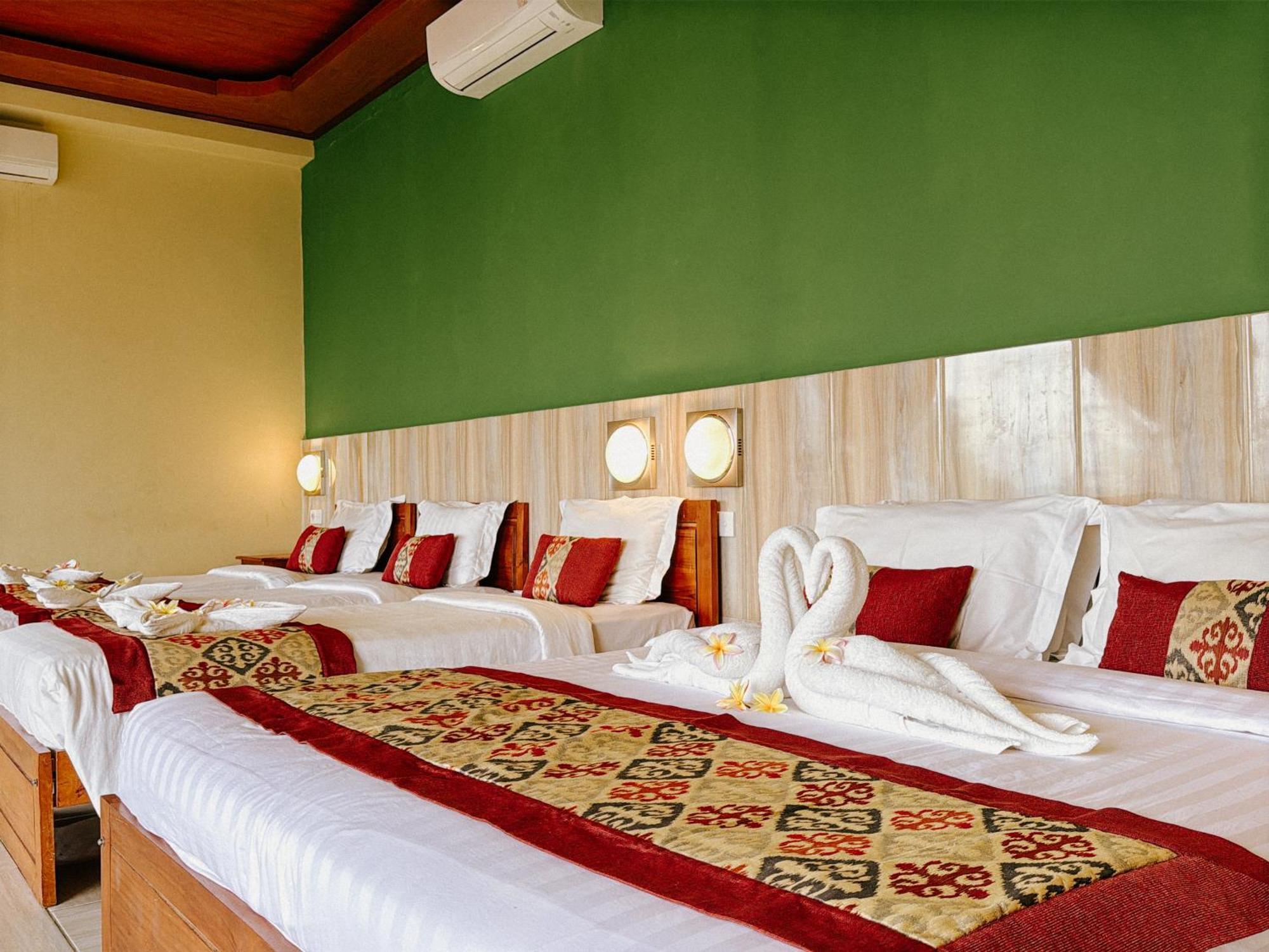 Amed Cafe & Hotel Kebun Wayan Buitenkant foto